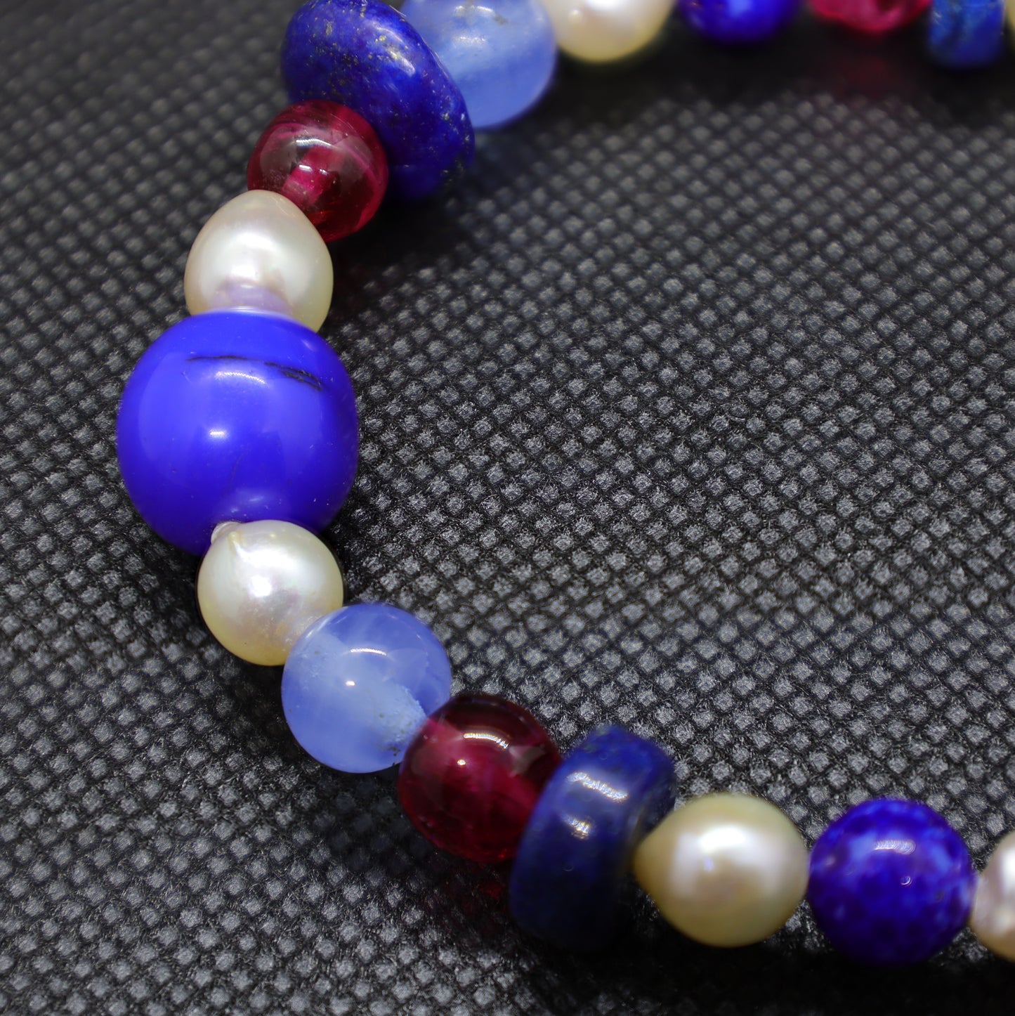 Bracelet Perles Baroques d'Eau Douce, Lapis-Lazuli et Pâte de Verre