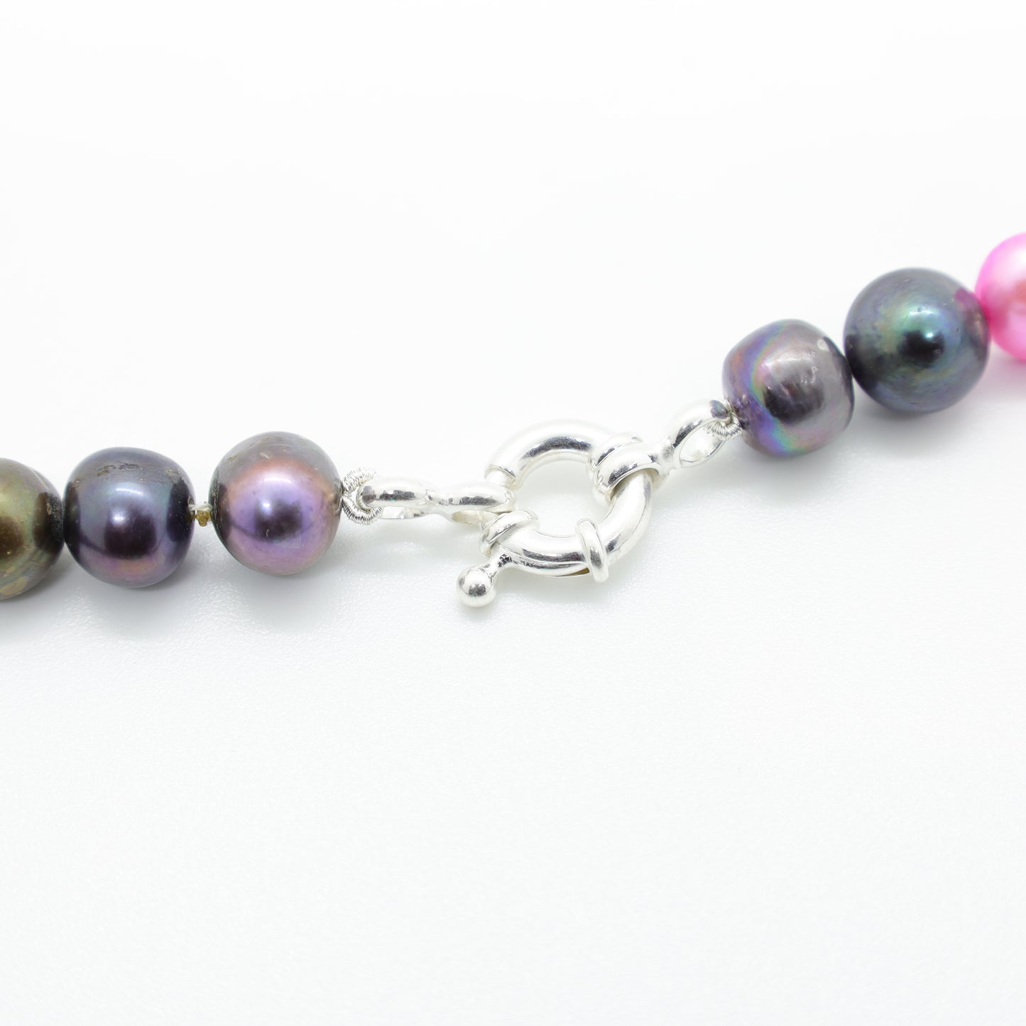 Collier Perles Baroques d'Eau Douce Noires, Perles en Pâte de Verre, Croix et Fermoir Argent