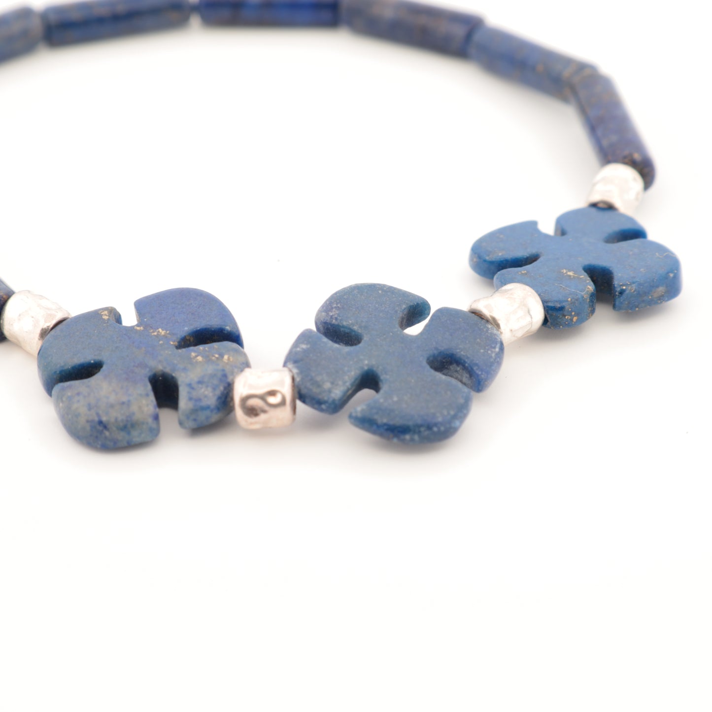 Bracelet en Lapis-Lazuli, Perles Tubulaires, Motifs "Croix" Stylisées et Perles Intercalaires Argent