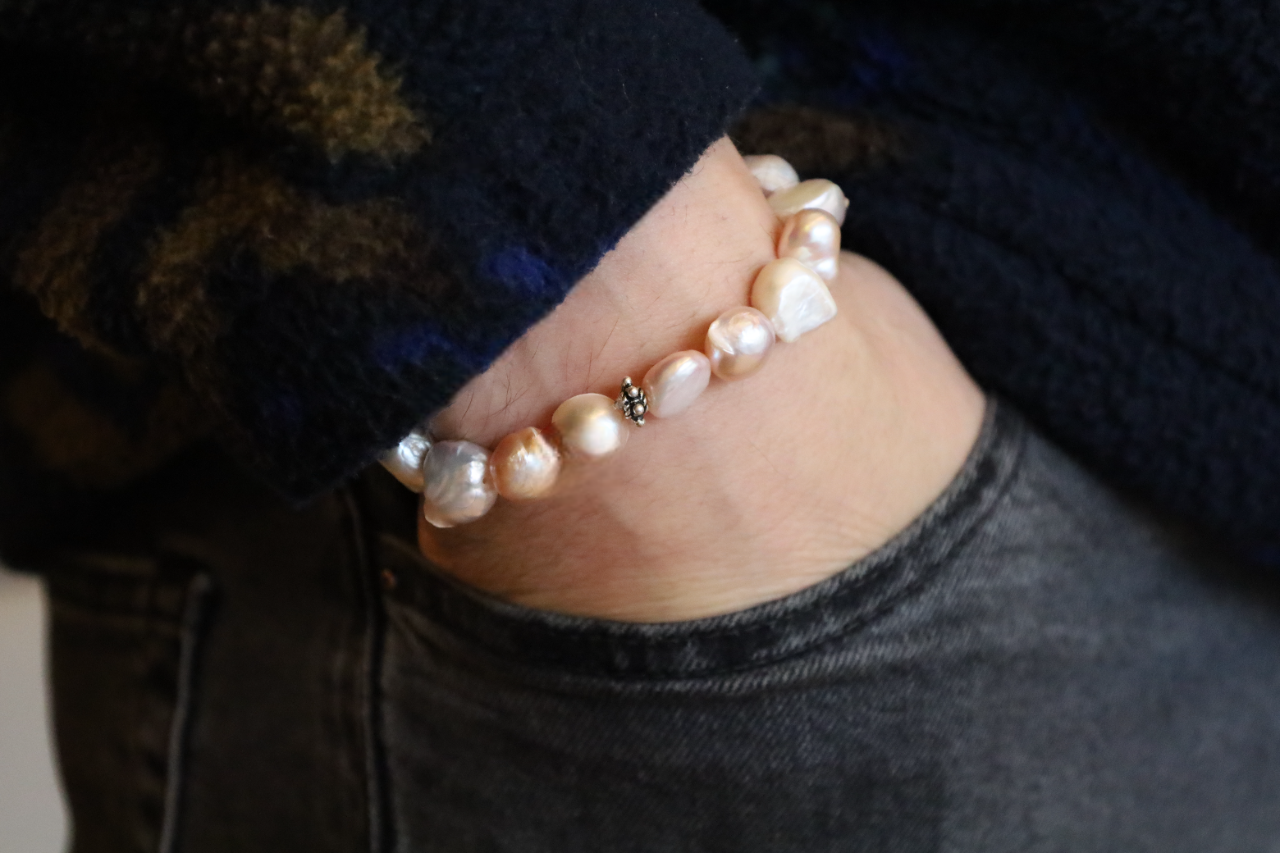 Bracelet Perles Baroques d'Eau Douce Saumon et Perle Baroque Argent