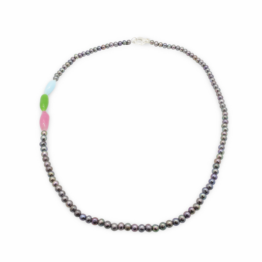 Collier Perles Baroques d'Eau Douce Noires, Gouttes en Pâtes de Verre Colorées et Fermoir Argent